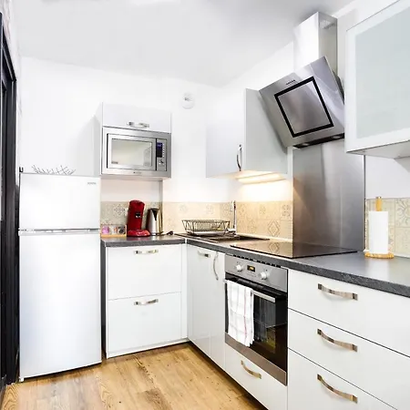 Premium Du Lys Balcon Amenage Parking Gratuit Appartement